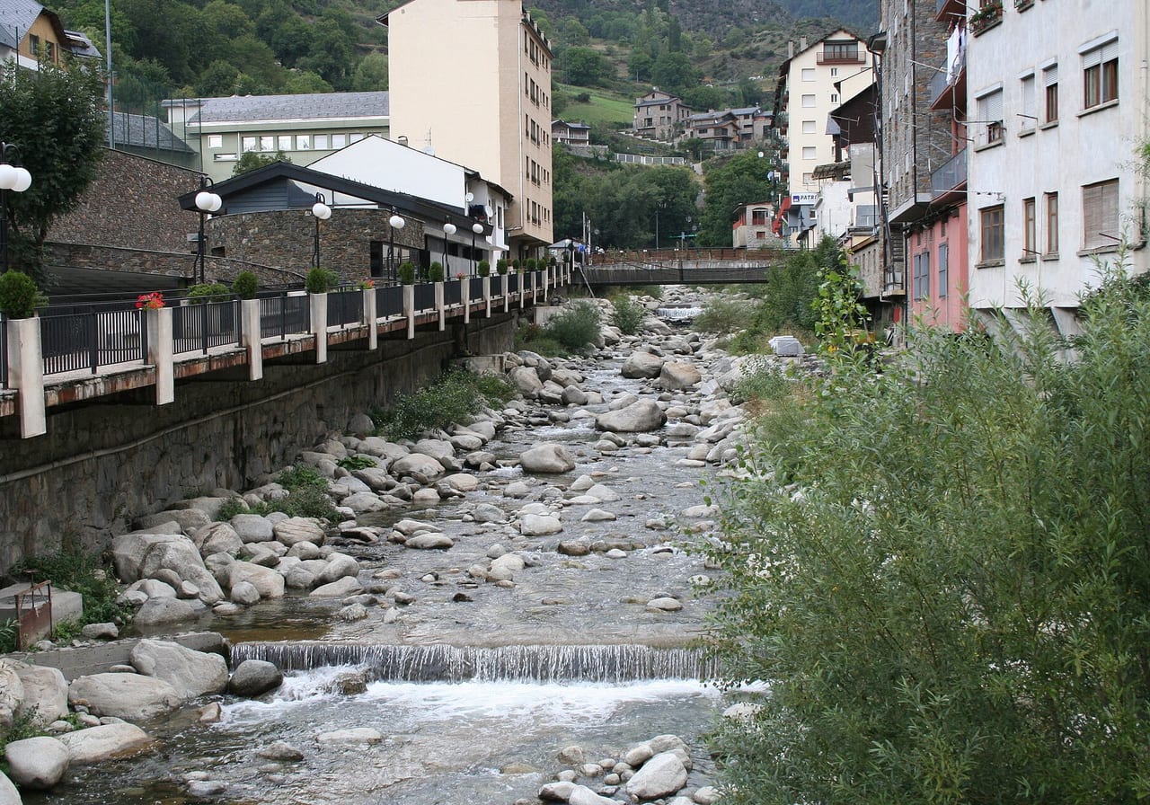 Carga completa FTL a Encamp, Andorra