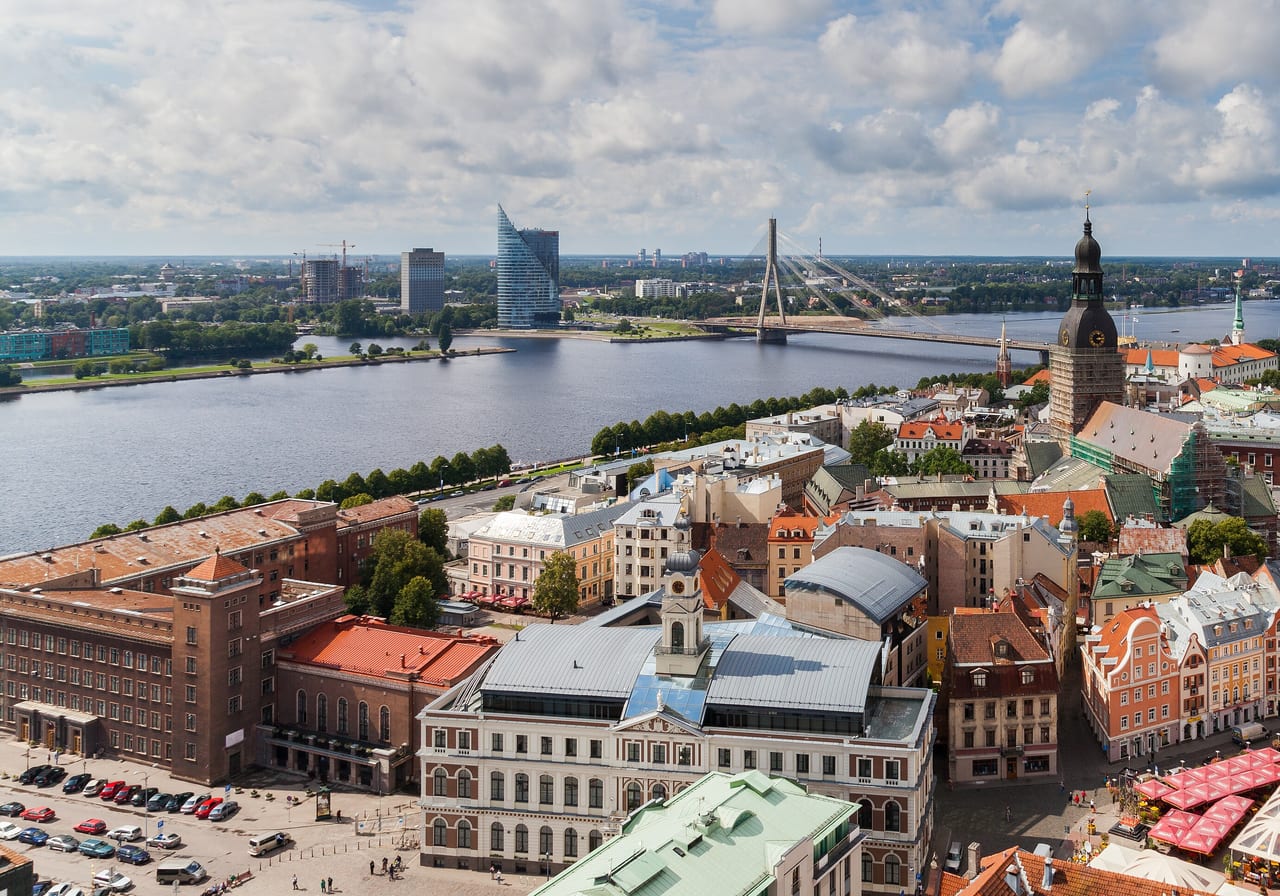 Carga parcial LTL a Riga, Letonia