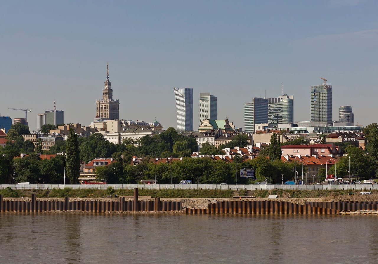 Transporte express a Varsovia, Polonia